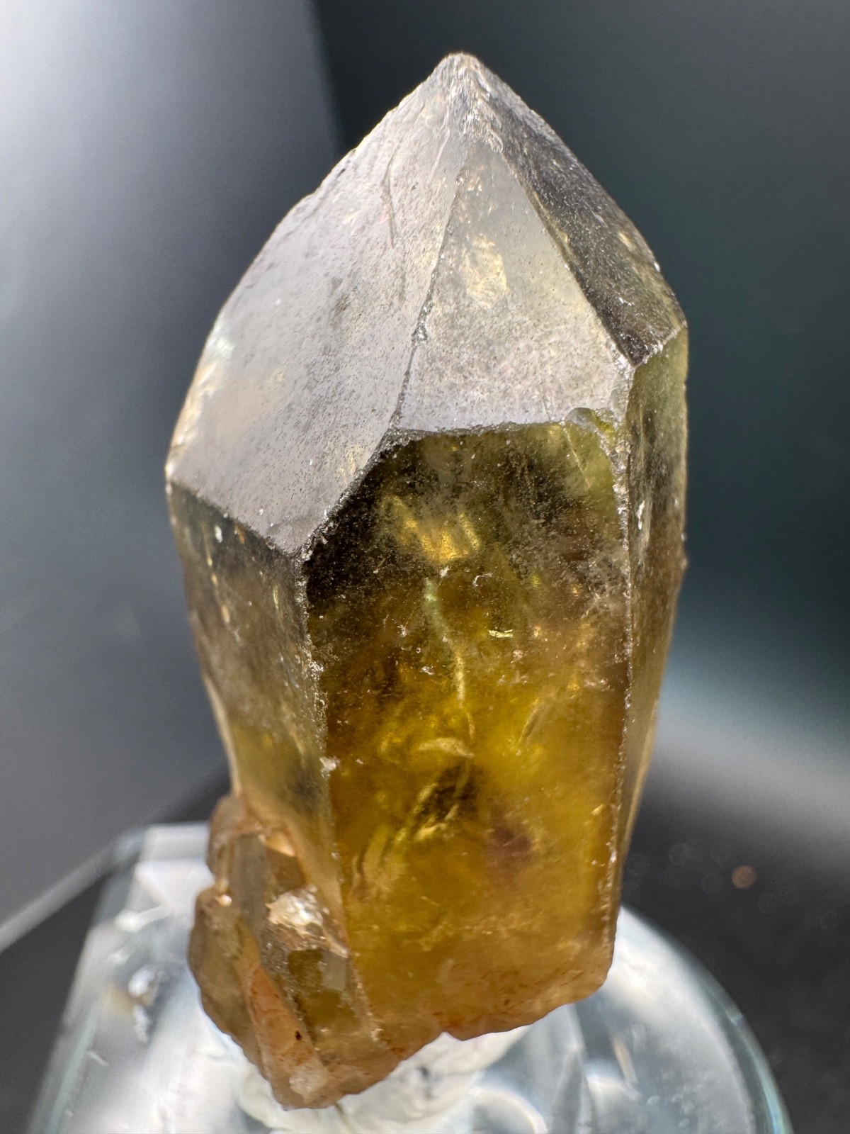 6707 Citrine Point with Phantoms Galore Congo 50g