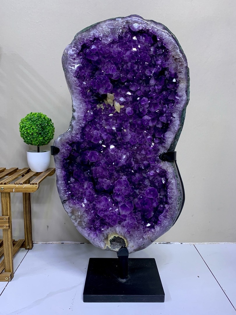 118LB Natural Amethyst Geode Crystal Cave Decor Stone Cathedral Specimen Stand