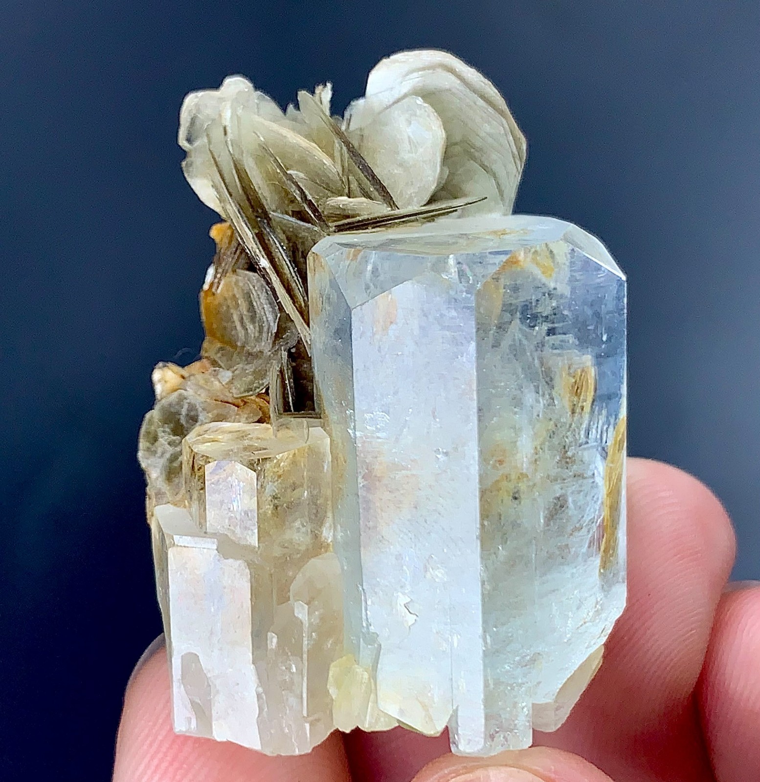 118 Carat Aquamarine Crystal With Muscovite Specimen from skardu Pakistan