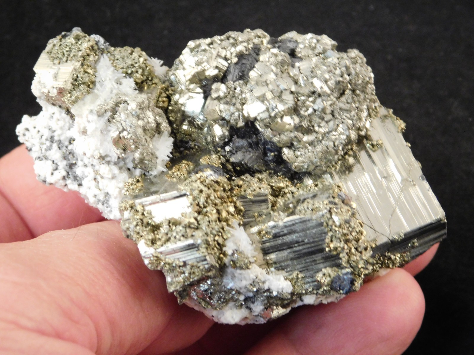Druzy PYRITE Crystal CUBE Cluster with Sphalerite and Chalcopyrite Peru 198gr
