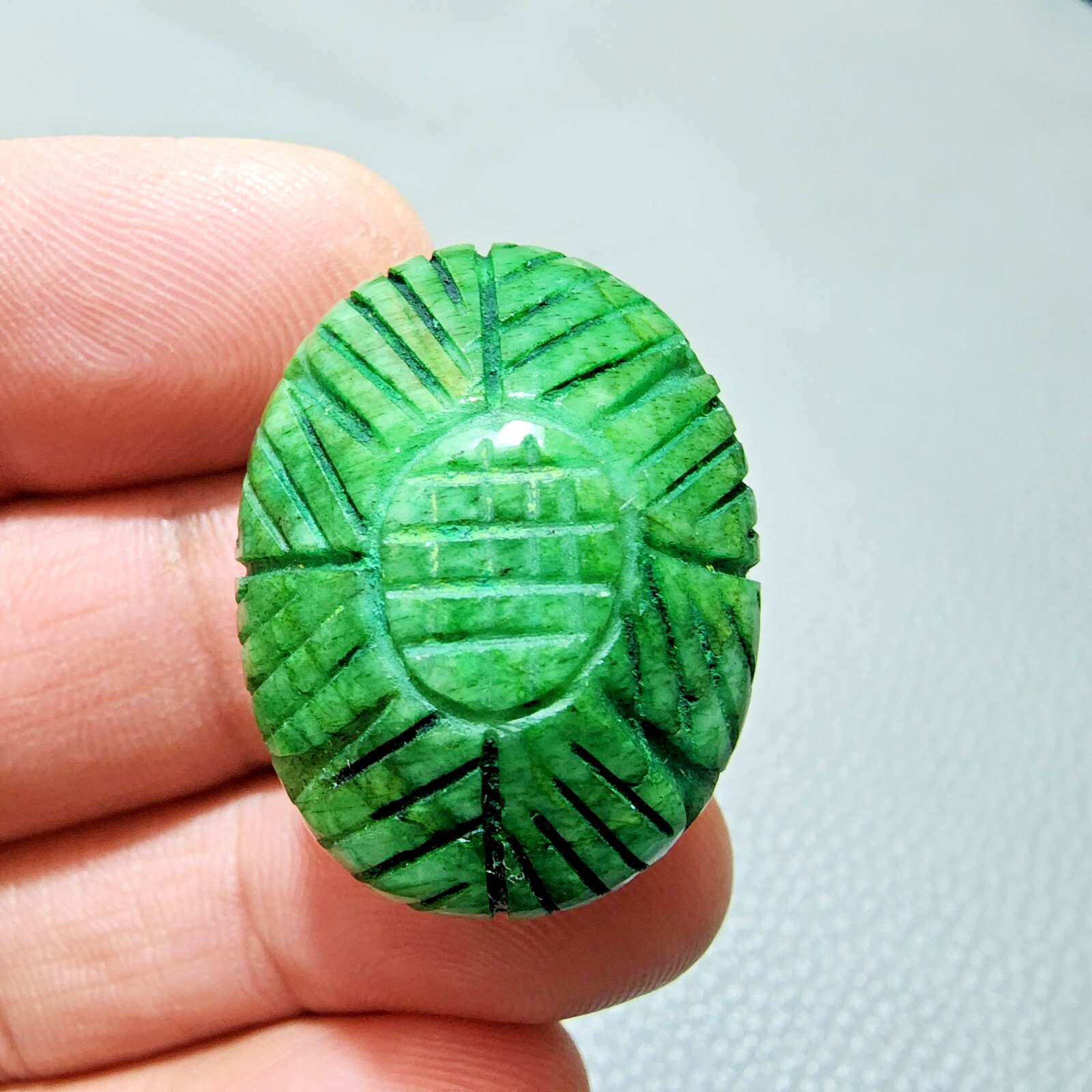 Fantastic A+ 85.50 Crt Green Brazilian Emerald Oval Shape Carving Loose Gemstone