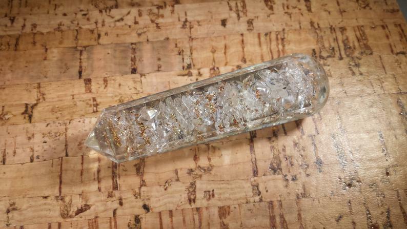 ORGONE CLEAR QUARTZ GEMSTONE FACETED WAND ORGONITE (ONE)