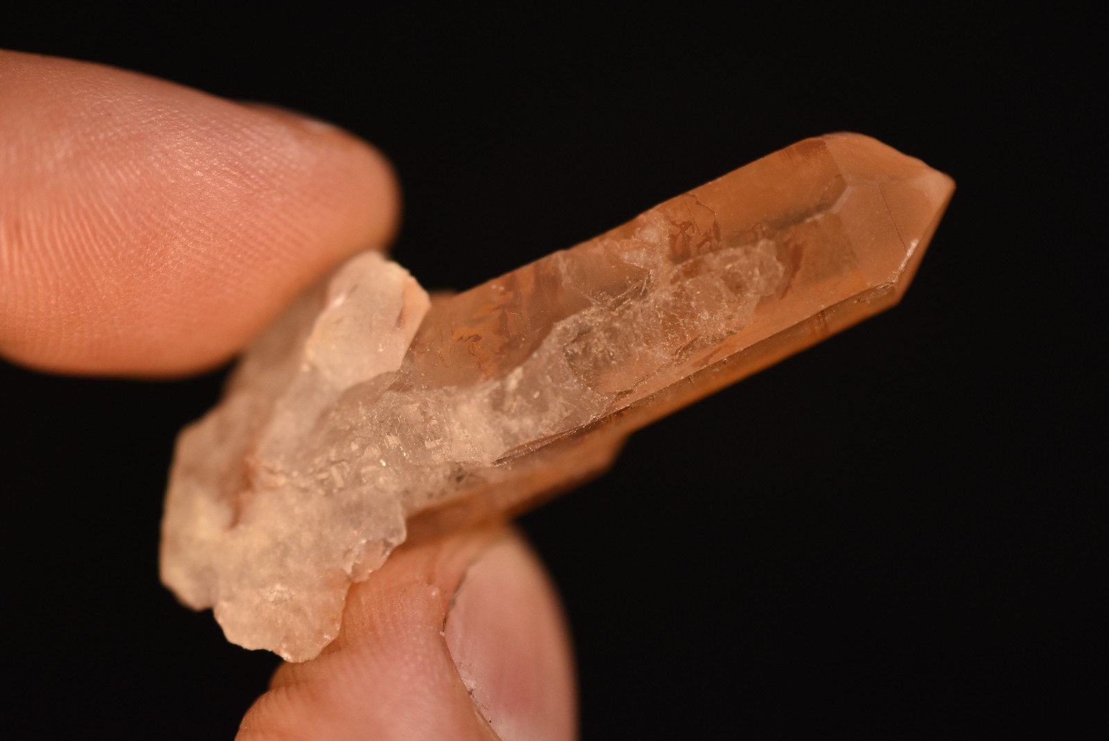 2 *TANGERINE QUARTZ* Crystals 3-4cm 23.8g Natural Stone, Trauma Shock