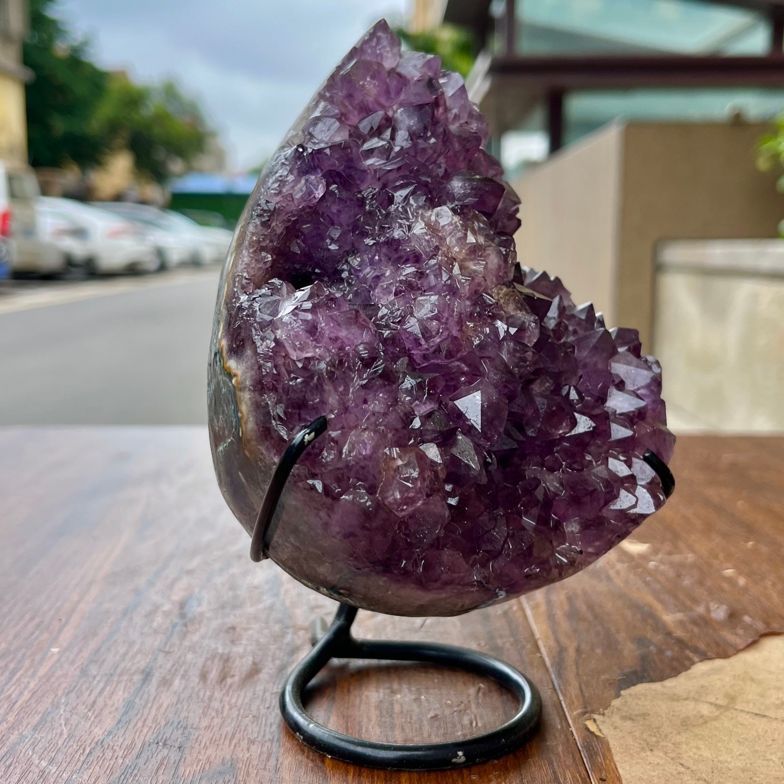 2.77LB High quality amethyst cave skeleton specimen+pedestal