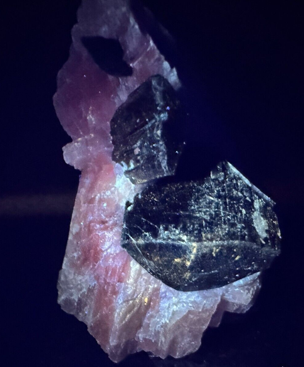 ➤2-3/4″ EDENITE CRYSTALS in CALCITE – Wilberforce Ontario Canada VIDEO➤598