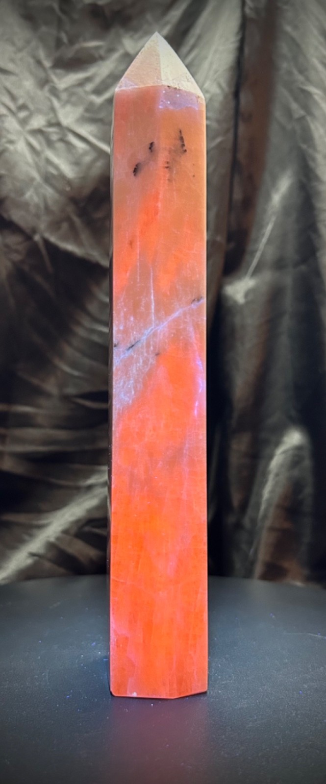 9″ Amazing Kunzite Tower 1b 14.4oz (863 grams) UV Reactive