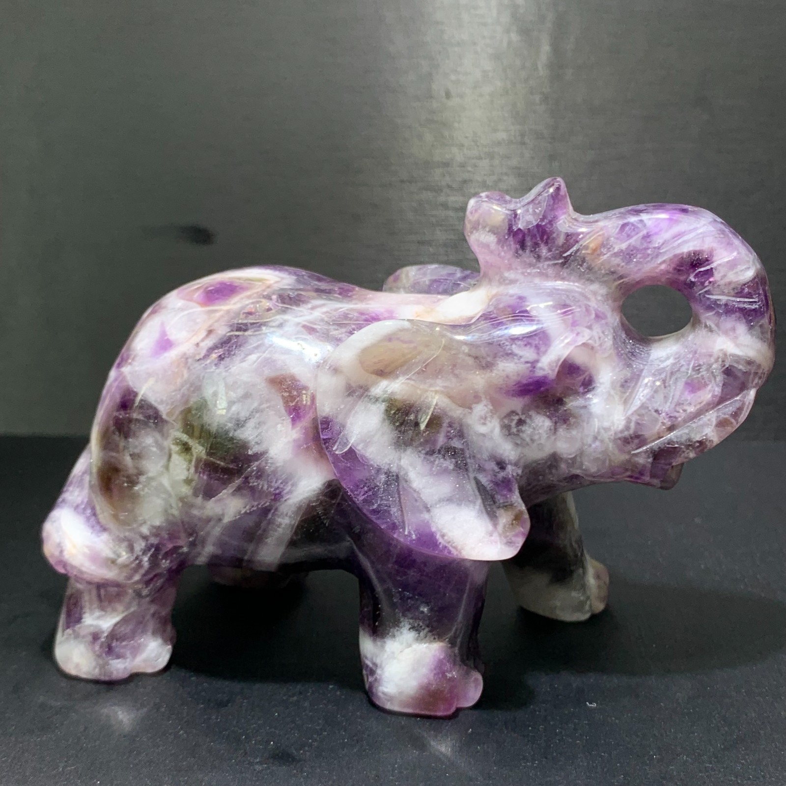 270g Natural Dream Amethyst Elephant Statue Crystal Reiki Carving Decor