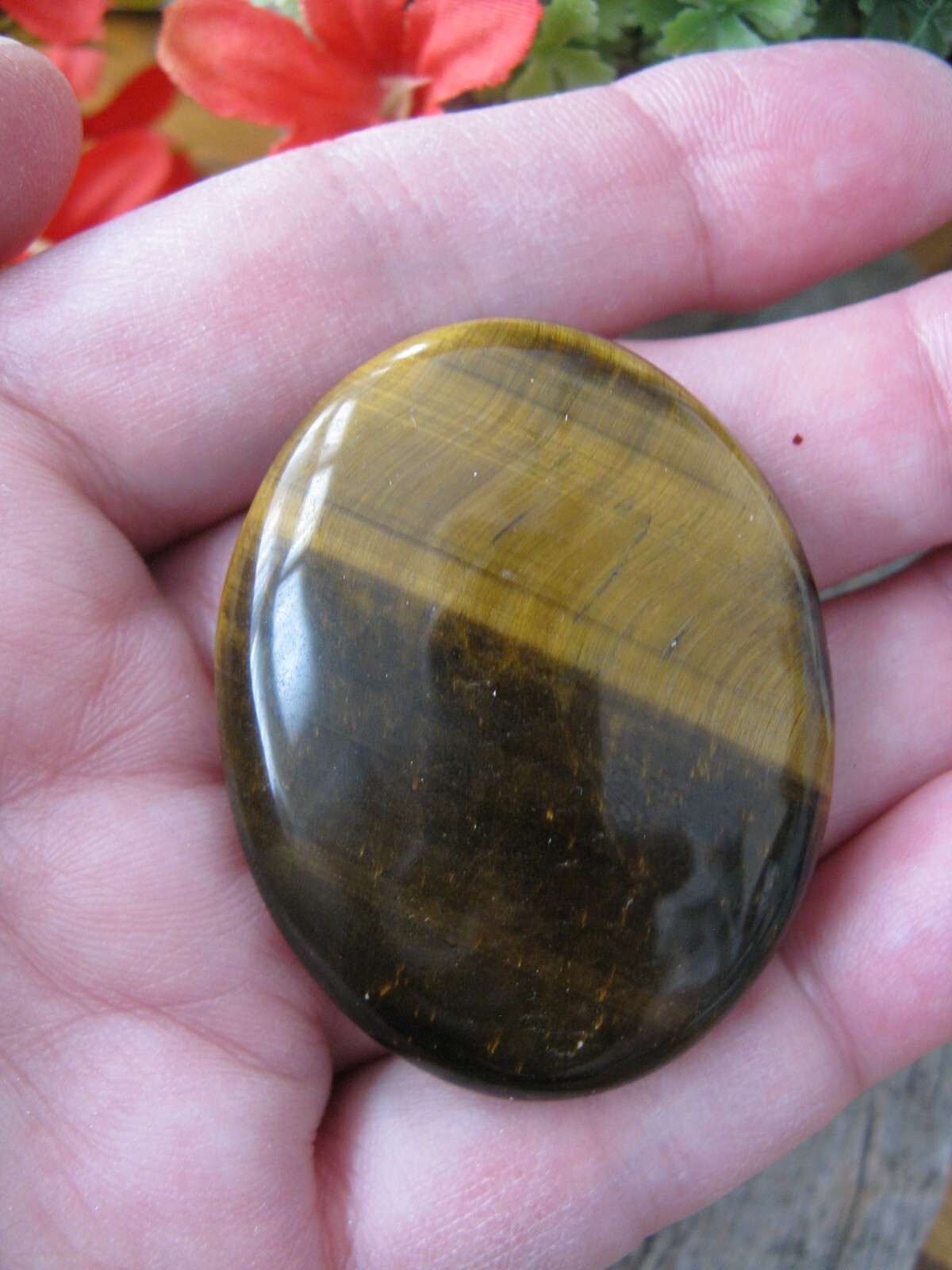 New Natural Brazilian Golden Tiger Eye Oval Shape Worry Stone Palm Stone