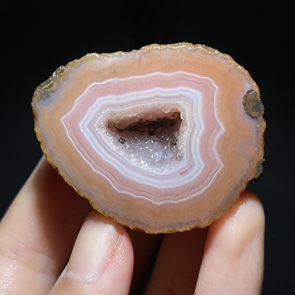 Half Rough Agate ore crystal Achat Nodule Chinese bloody battle Agate 39g D755
