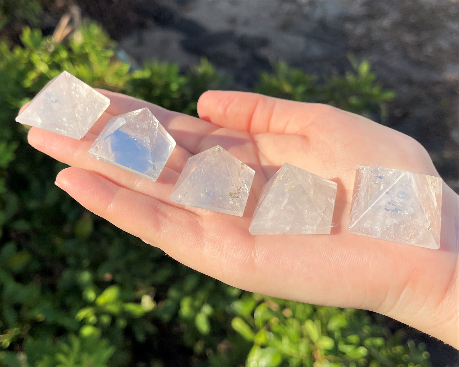 Clear Quartz Crystal Pyramid (Medium 1″ – 1.25″) Reiki Clear Quartz Pyramid