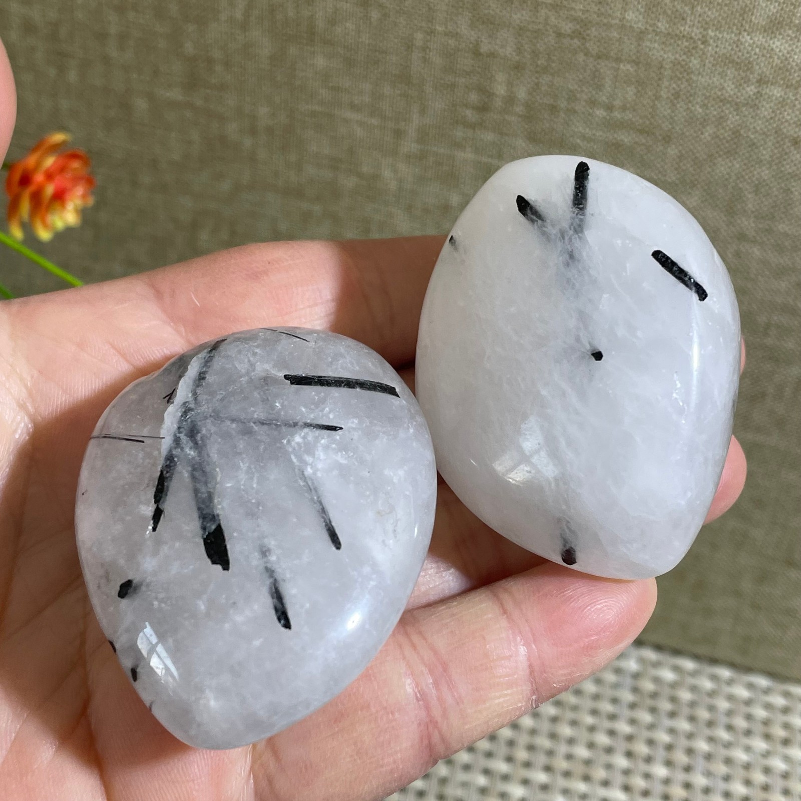 2pcs 146g Transparent quartz with black tourmaline and palm stone