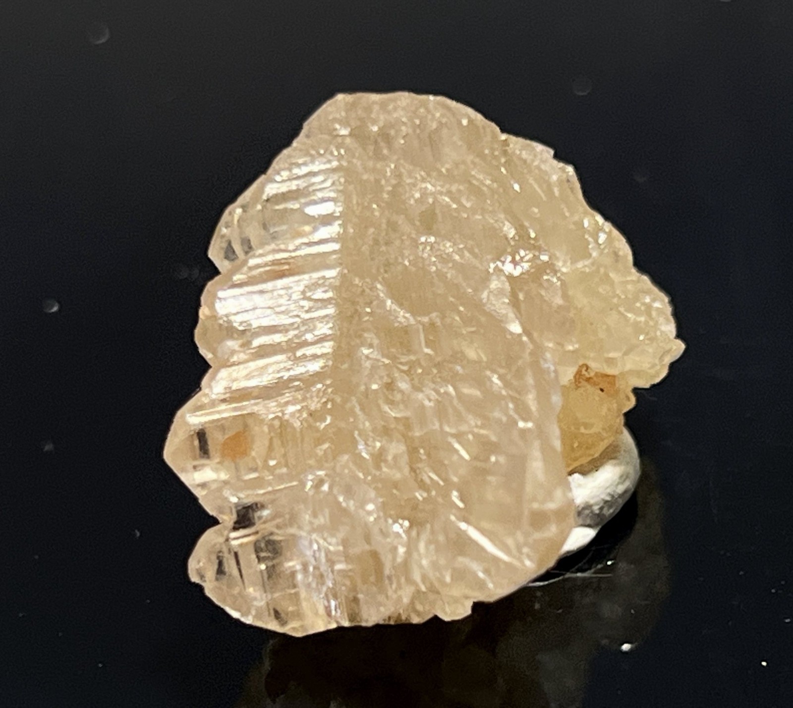 26mm 16g Fluorescent Cerussite crystal mined from Morocco, Natural Mineral