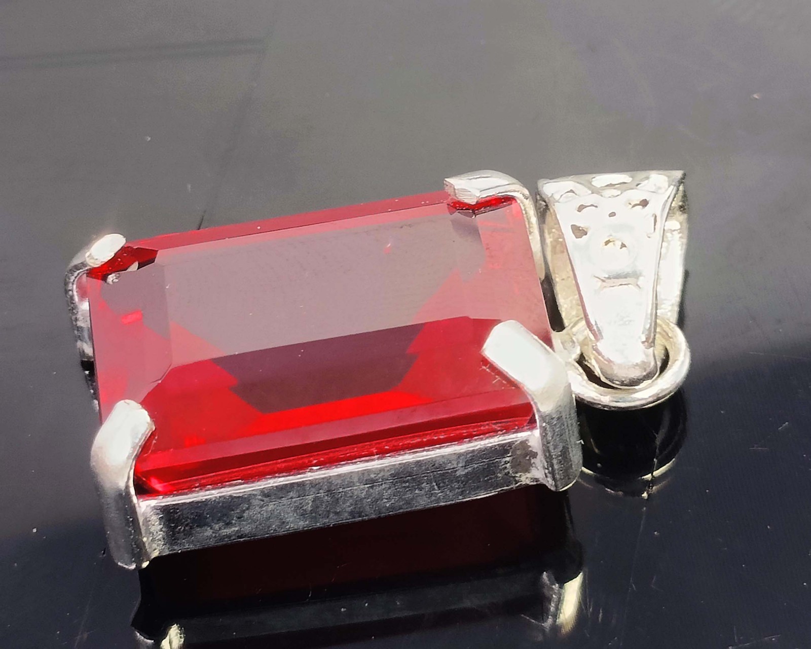47 CT Natural Red Ruby Emerald Shape 925 Silver Pendant IGL Certified Gems 6JDA