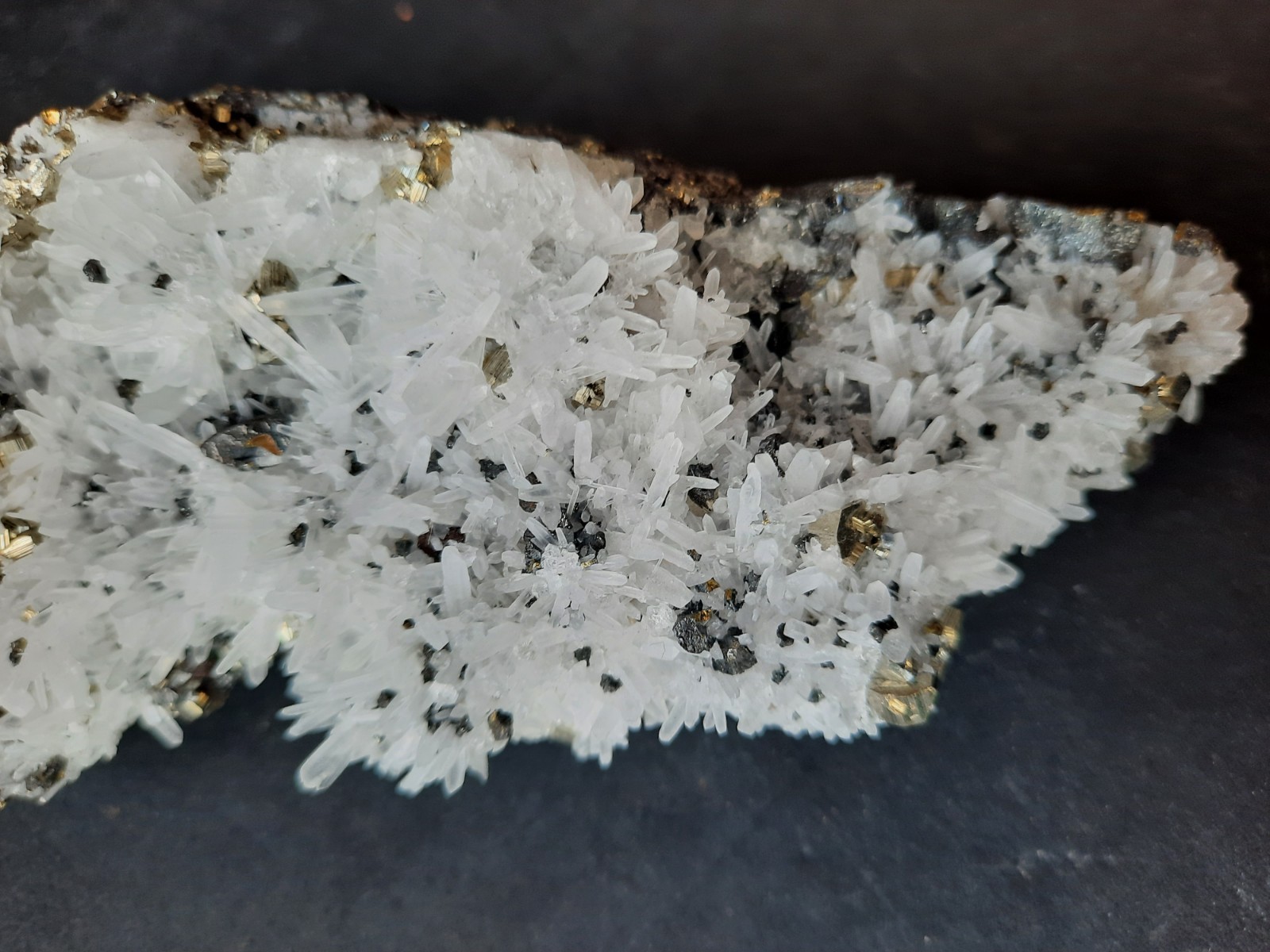 Long Quartz Crystal Cluster with Sphalerite and Pyrite Crystals Peru 372gr