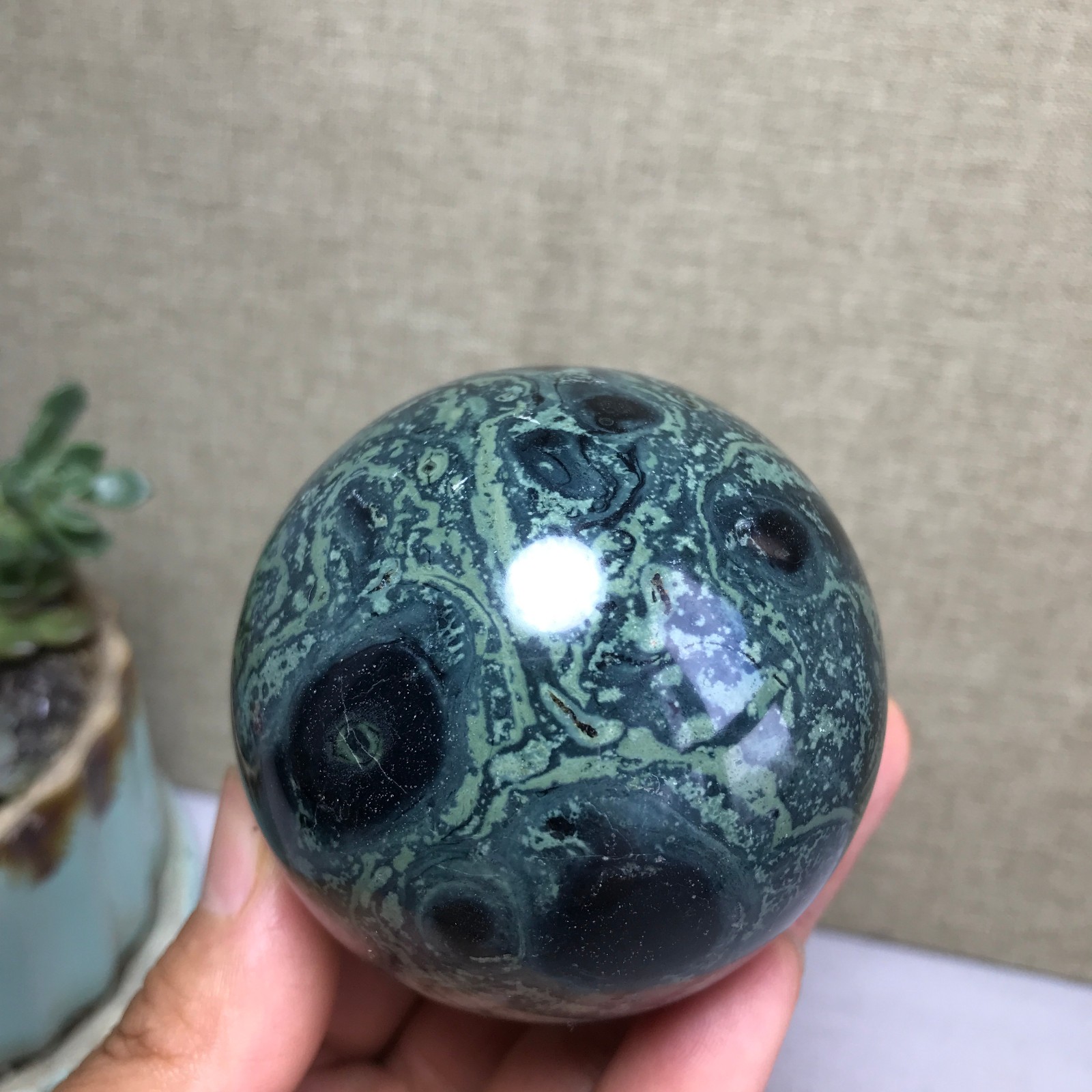 Top Natural Green Kambaba jasper quartz crystal sphere ball healing 328g A4813