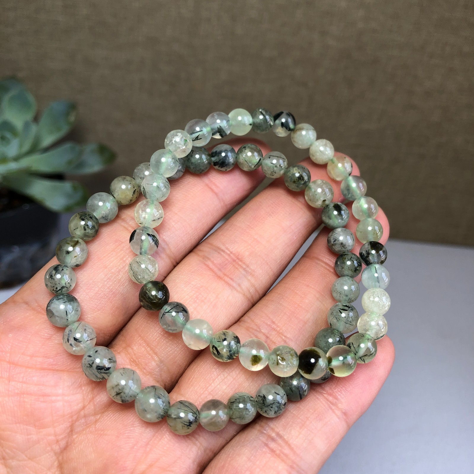 2Pcs Wholesal Prehnite bracelets Crystal ball sphere facet 6mm