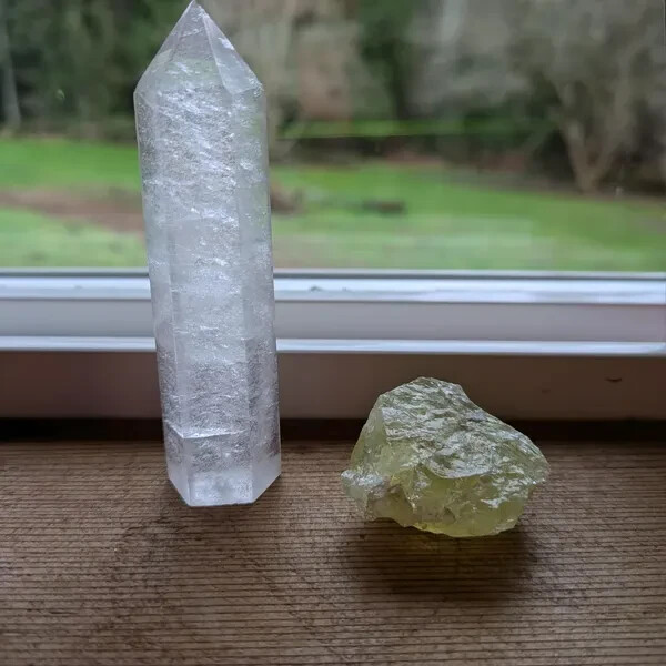 Natural Clear Quartz Crystal Tower Reiki Obelisk Wand Healing Home Decor Gifts