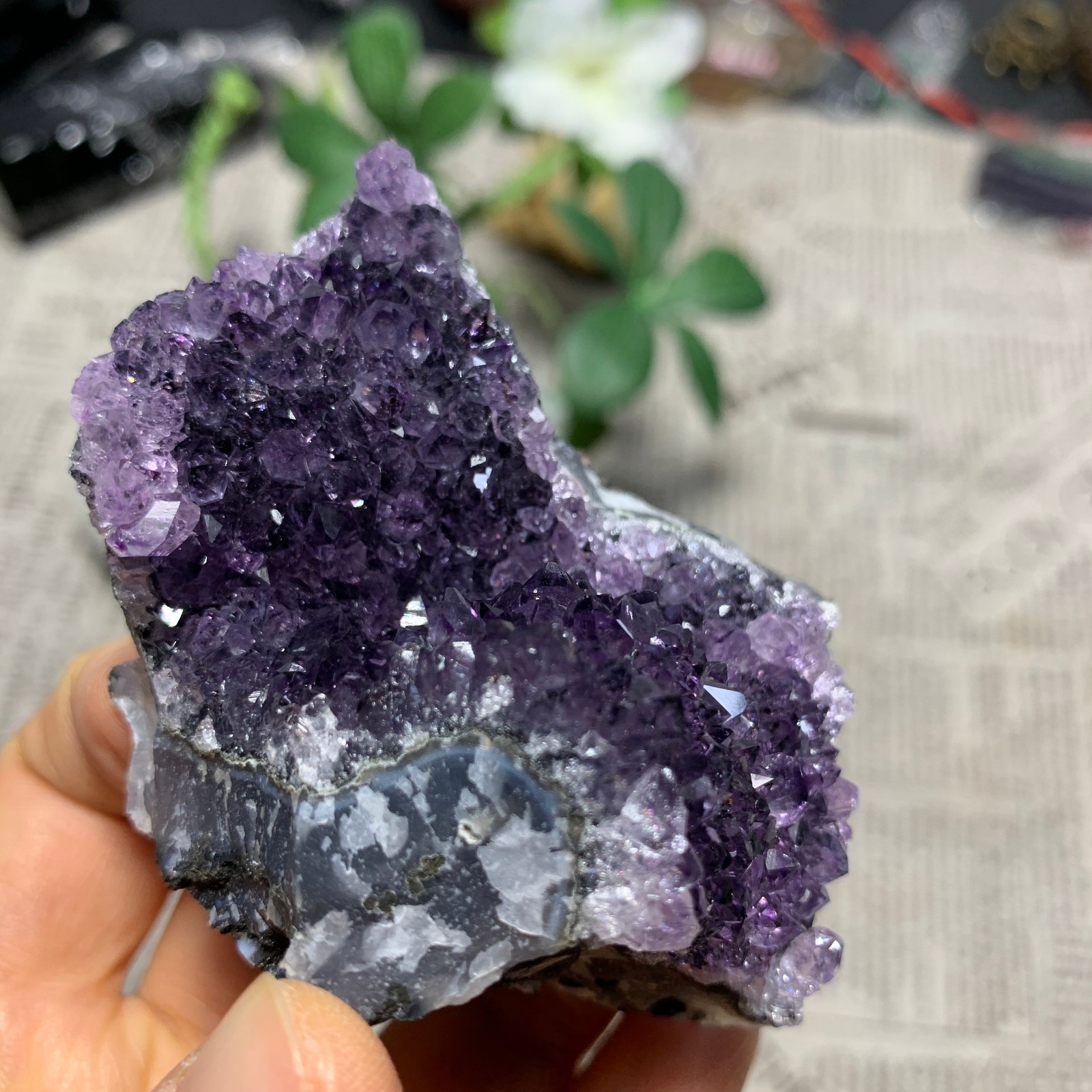 146g Natural Amethyst Geode Mineral Specimen Crystal Quartz Energy Decoration