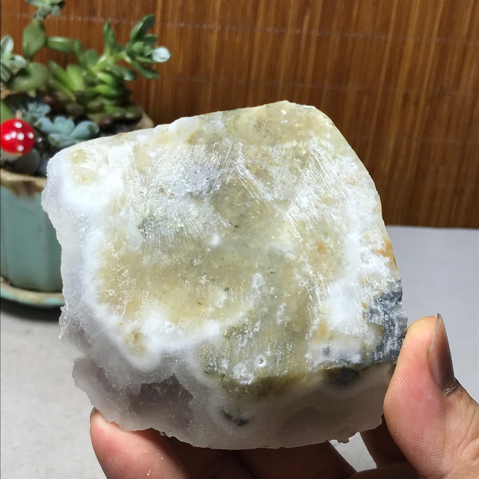 88-78-32mm Natural Light purple calcite fluorite Mineral Specimen 305g A6070