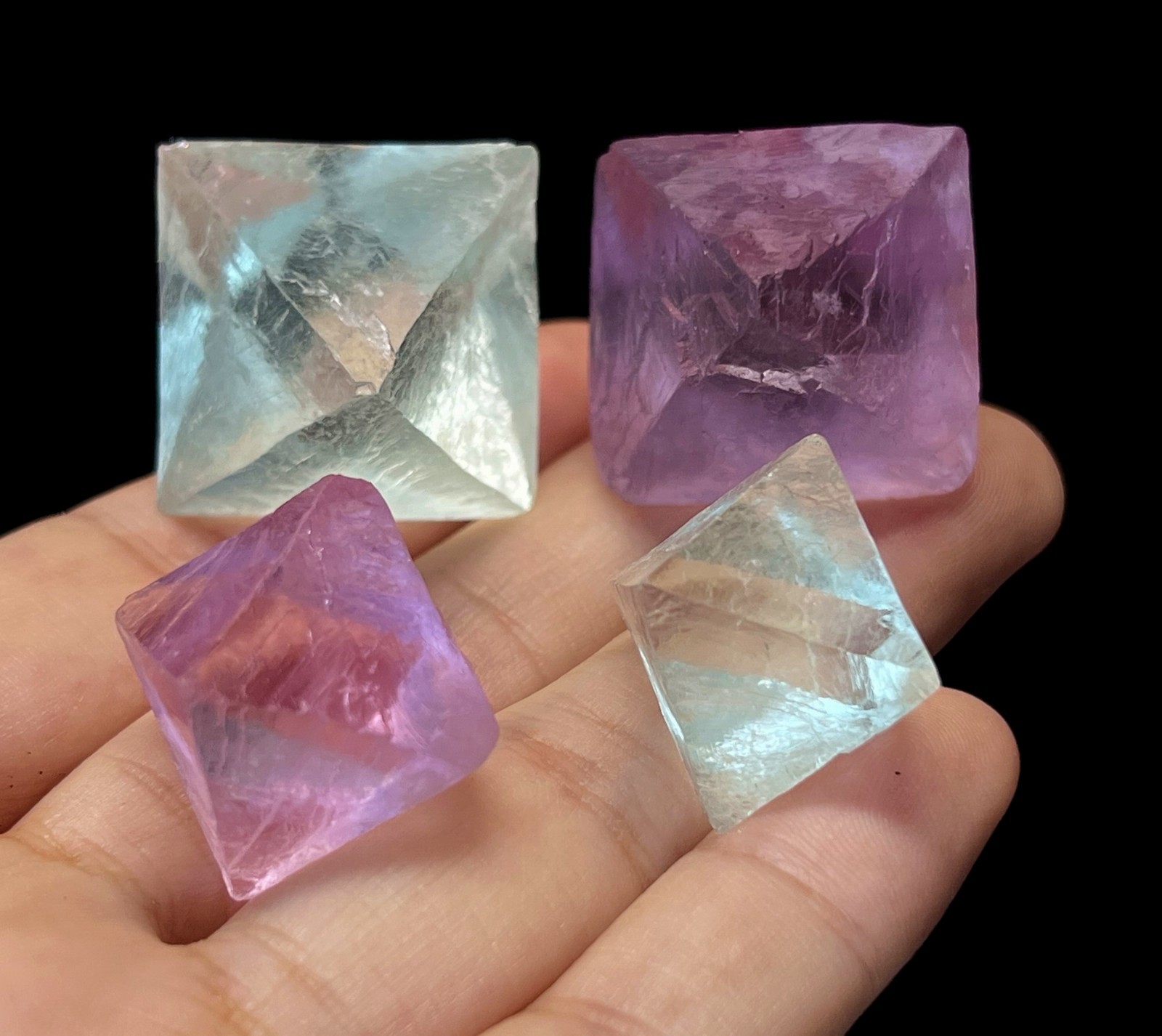 4pcs=USD28 Jelly-like Purple and Green Octahedron Fluorite from China