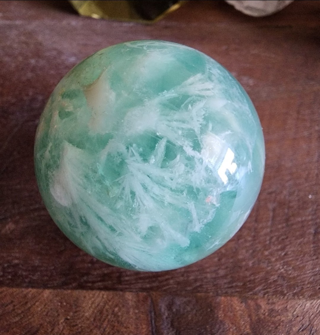Natural Feather Fluorite Quartz Sphere Crystal Ball 50mm