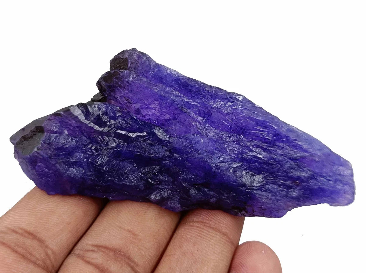 Blue Tanzanite Natural Rough 200-300 carat Losse Gemstone