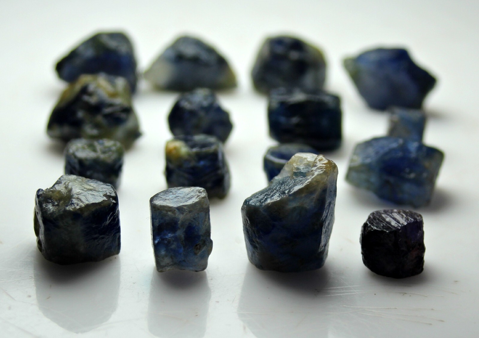 Blue Sapphire Kashmr 80 Ct natural Blue Sapphire Crystals Kashmir Paksitan