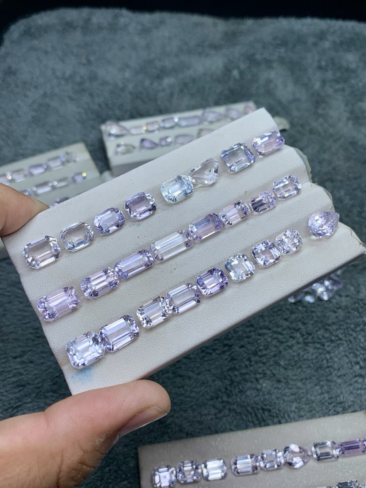 Multi Colour Kunzite 250 Carats Loupe Clean And Eye Clean Gemstones Lot