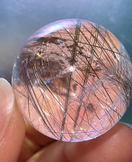 26mm Natural Rainbow Rutilated Quartz Sphere Crystal Ball Reiki Healing Decor