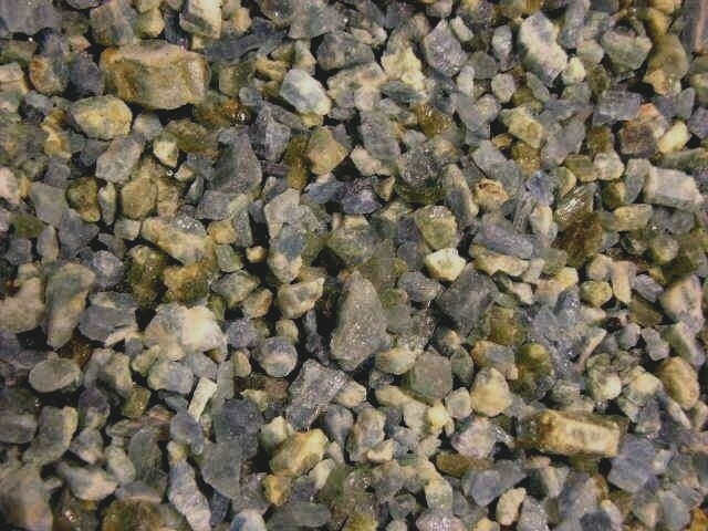 Aquamarine blue/green mine rough all natural crystal Tanzania 3-20mm 1/4 pound