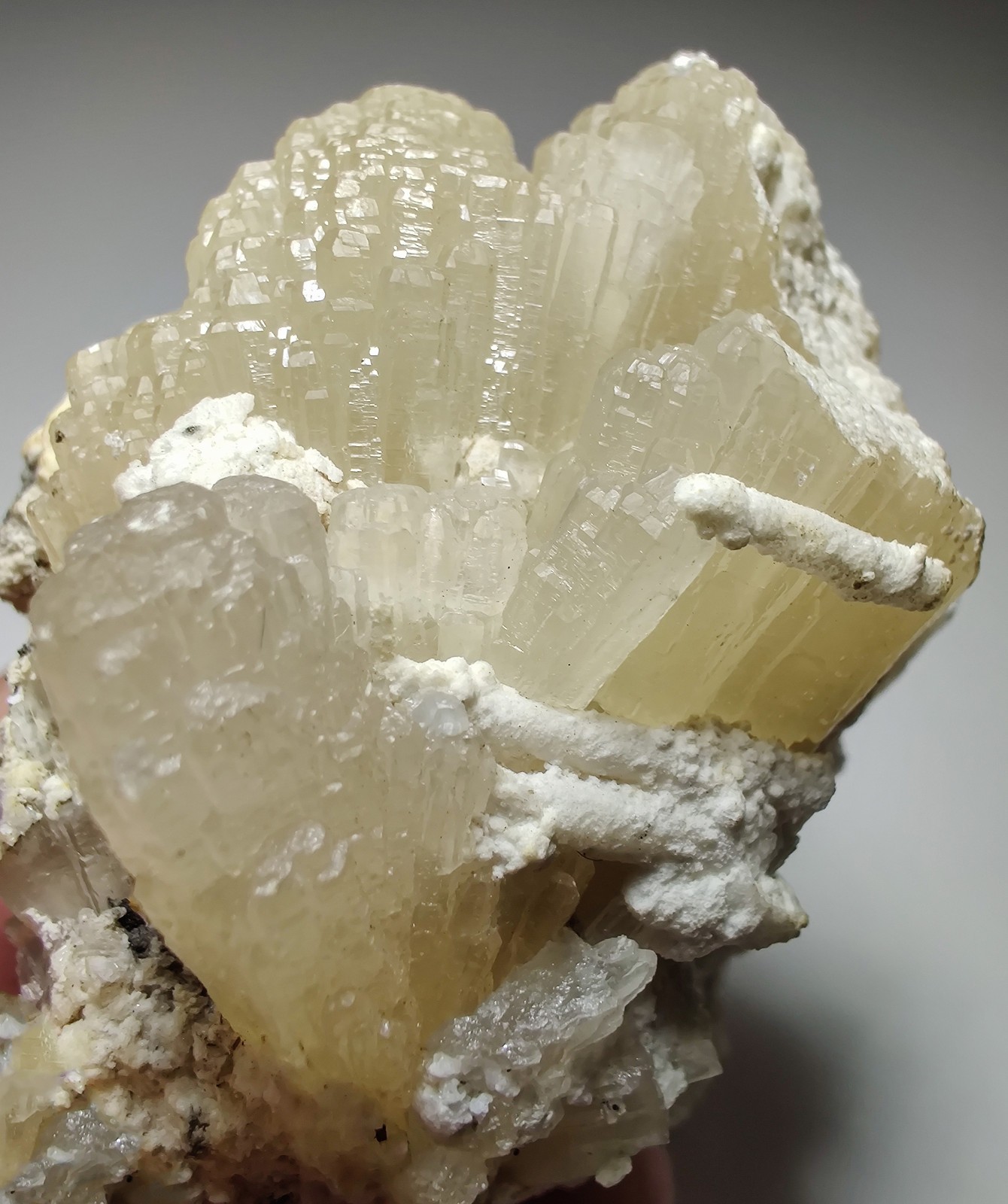 Excellent Witherite specimen, Peach UV. Minerva Mine, Illinois. 213 grams.