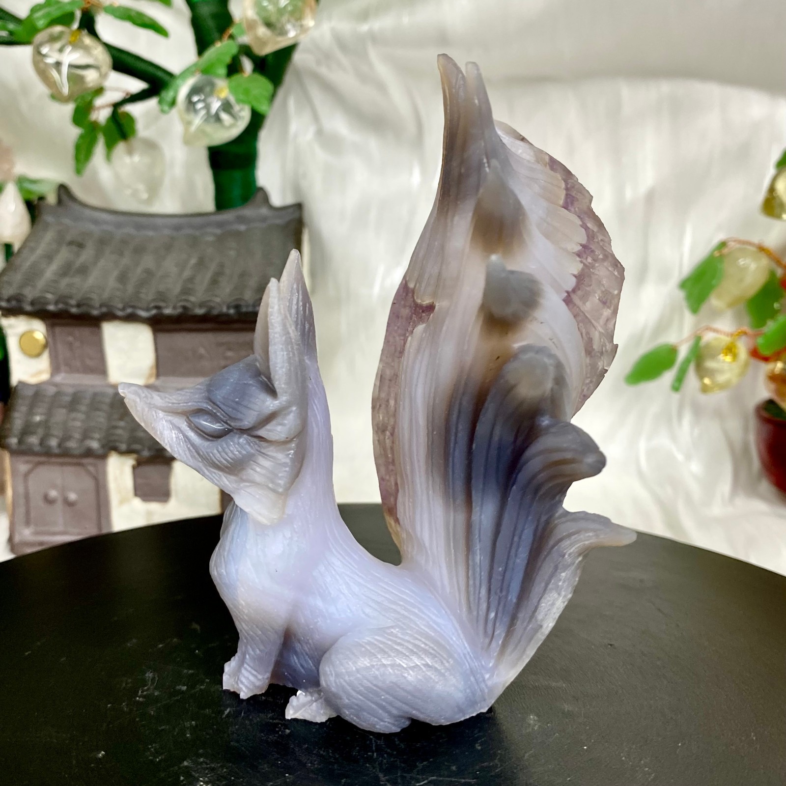 335G Natural Agate Geode Hand Carved Nine-tailed Fox Quartz Crystal Decor