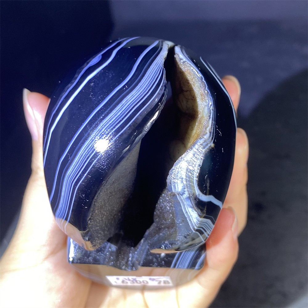 0.8LB 3.2″ A+Geode Black Sardonyx Agate Skull Statue Crystal Reiki Carving Decor
