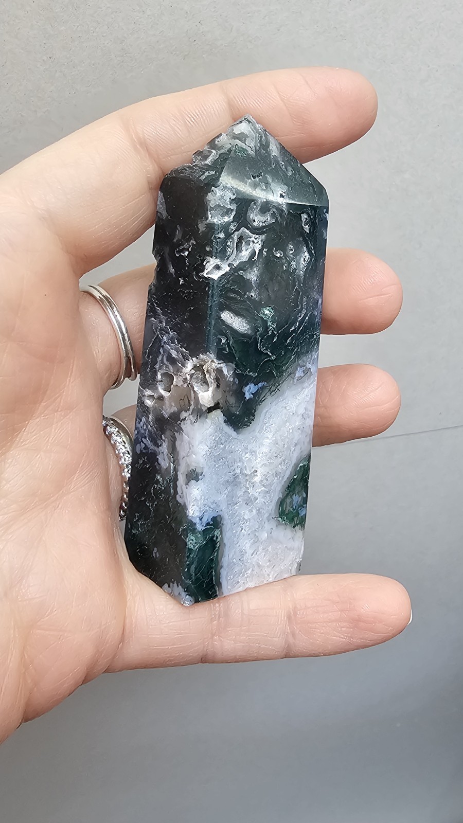 Moss Agate tower point crystal Green Healing 78g 7.8cm