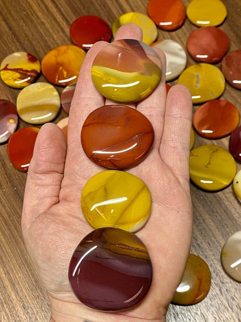 Natural Mookaite Jasper Palm Stone Rock Crystal Healing Reiki Polished Worry Sto