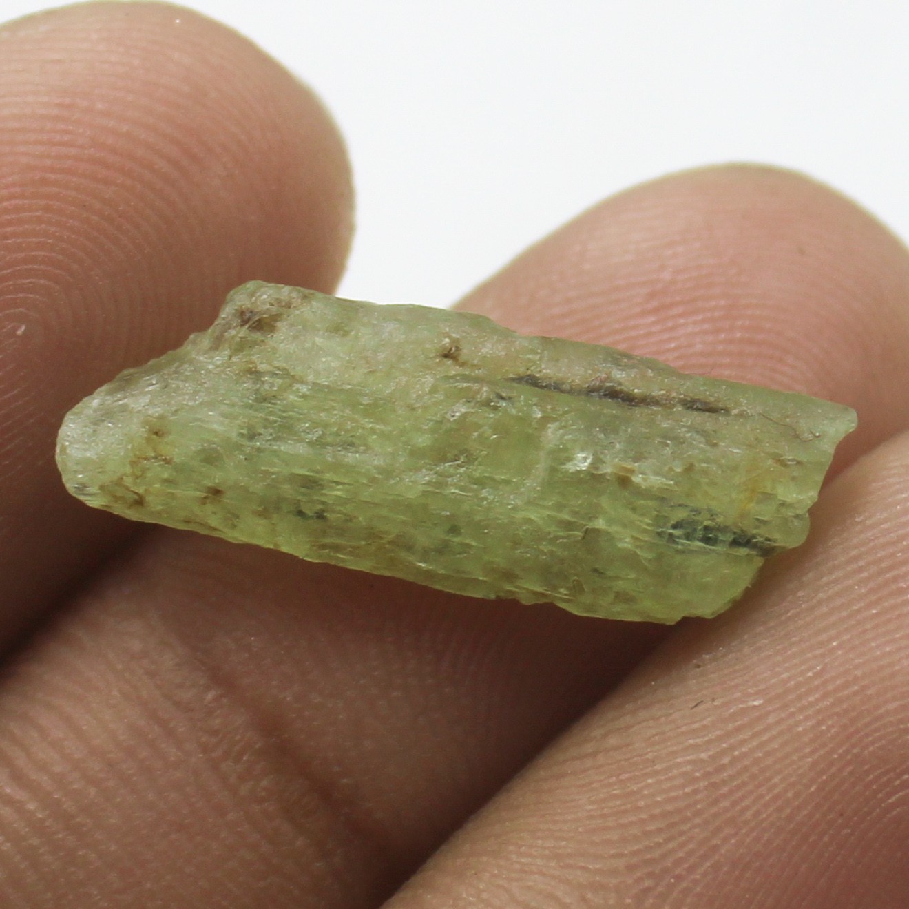 Natural Green Kyanite Rough 7.50 Ct 23x8x4 mm – Raw Gemstone For Collection