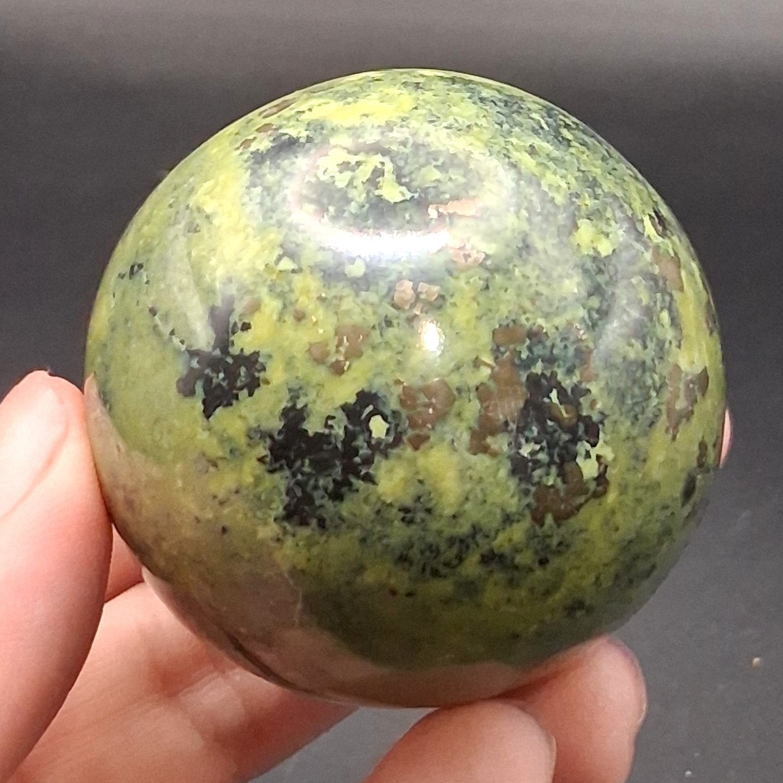 High Quality Serpentine And Pyrite Crystal Sphere Natural Polished Serpentine