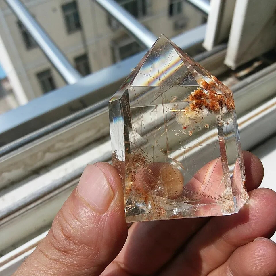 77.3g Rare Clear Natural “Golden Hair” quartz crystal point healing D67