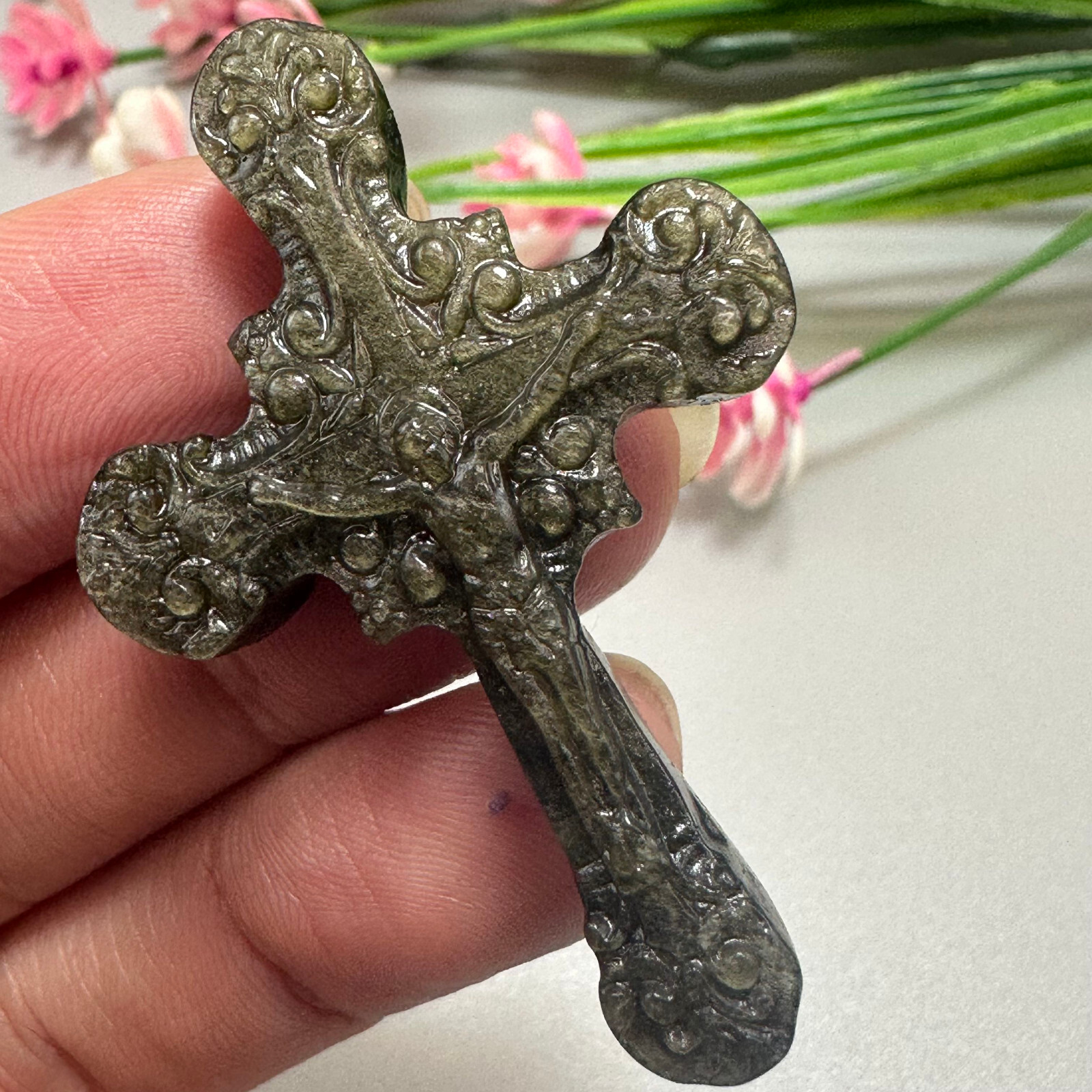 Natural Gold Obsidian Christianity Cross Quartz Jesus Crystal Reiki Healing 1PC