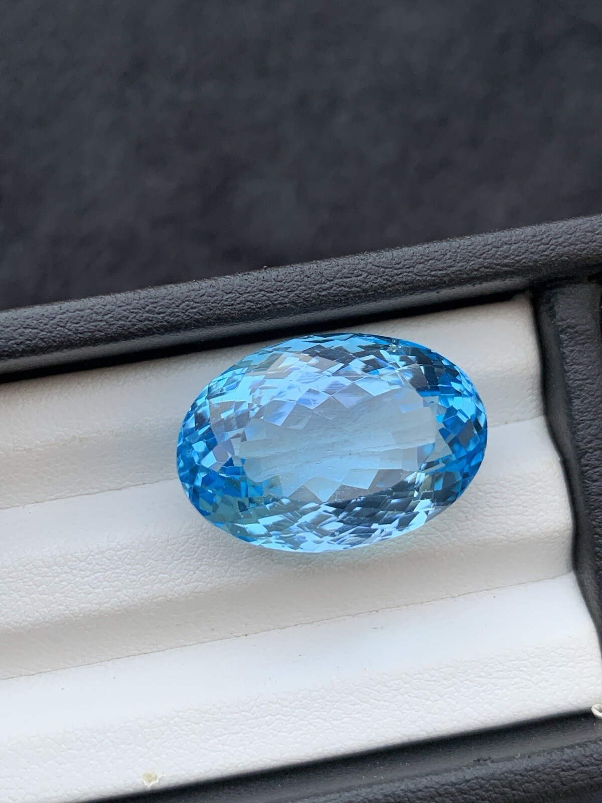37.50 Carats Swiss Blue Topaz Gemstone,Loupe Clean Beautiful for Ring , Necklace