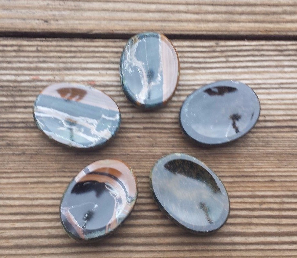 NATURAL BLUE TIGER EYE GEMSTONE WORRY STONE (ONE)