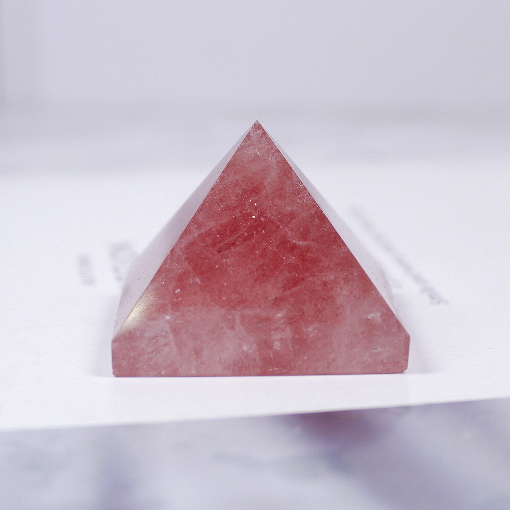 3-5CM Natural Strawberry Quartz Pyramid Healing Specimen Decoration DIY