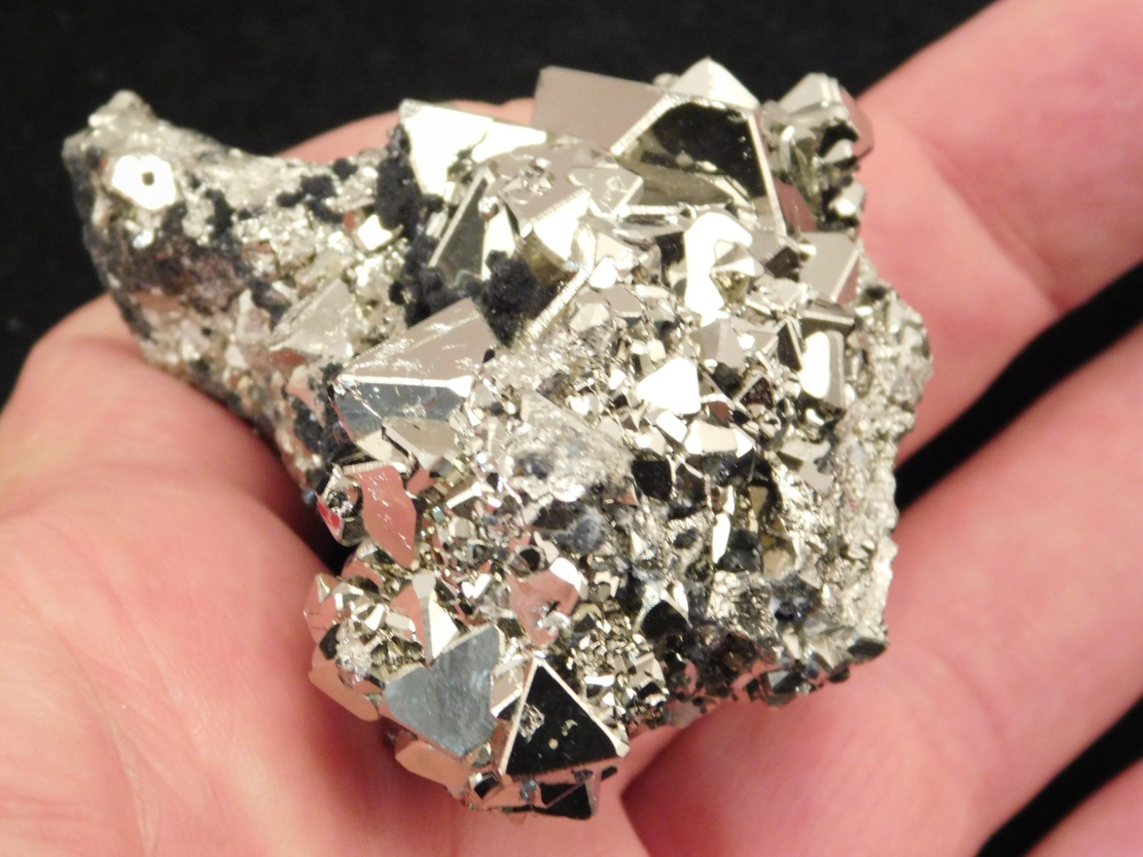 PYRAMID Shaped Crystals Tetrahedron PYRITE Crystal Cluster Sphalerite Peru 162gr
