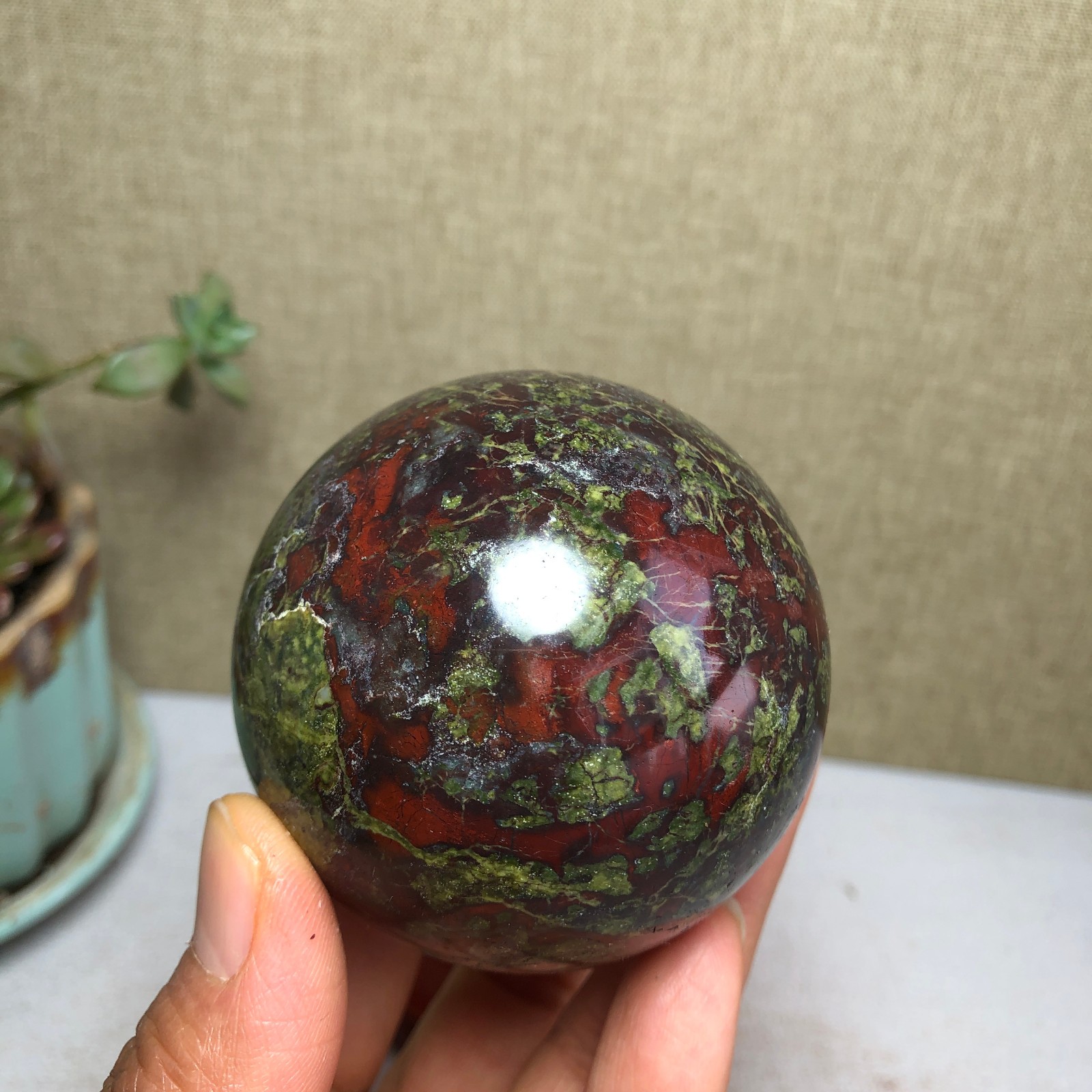 60mm Natural Dragon blood stone quartz crystal sphere ball healing 348g A4050
