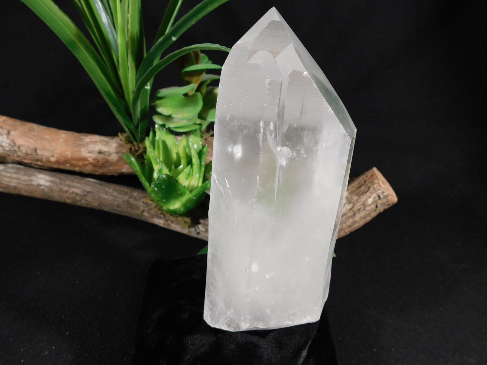 Big! Semi Translucent LEMURIAN Quartz Crystal From Brazil 710gr