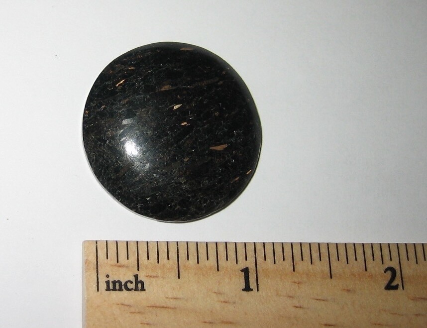 30mm POLISHED NATURAL AUTHENTIC NUUMMITE STONE CABOCHON GREENLAND ~ 10.8grams *A
