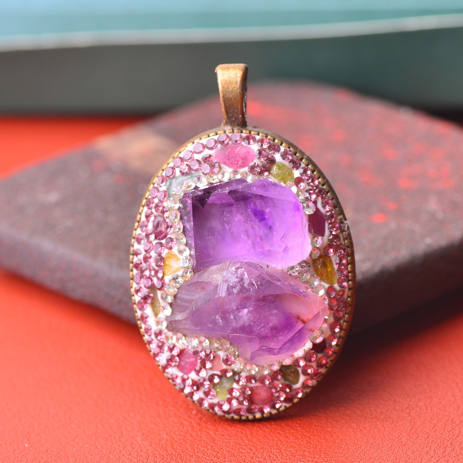 Amethyst raw stone inlaid alloy necklace gemstone jewelry Energy Crystal