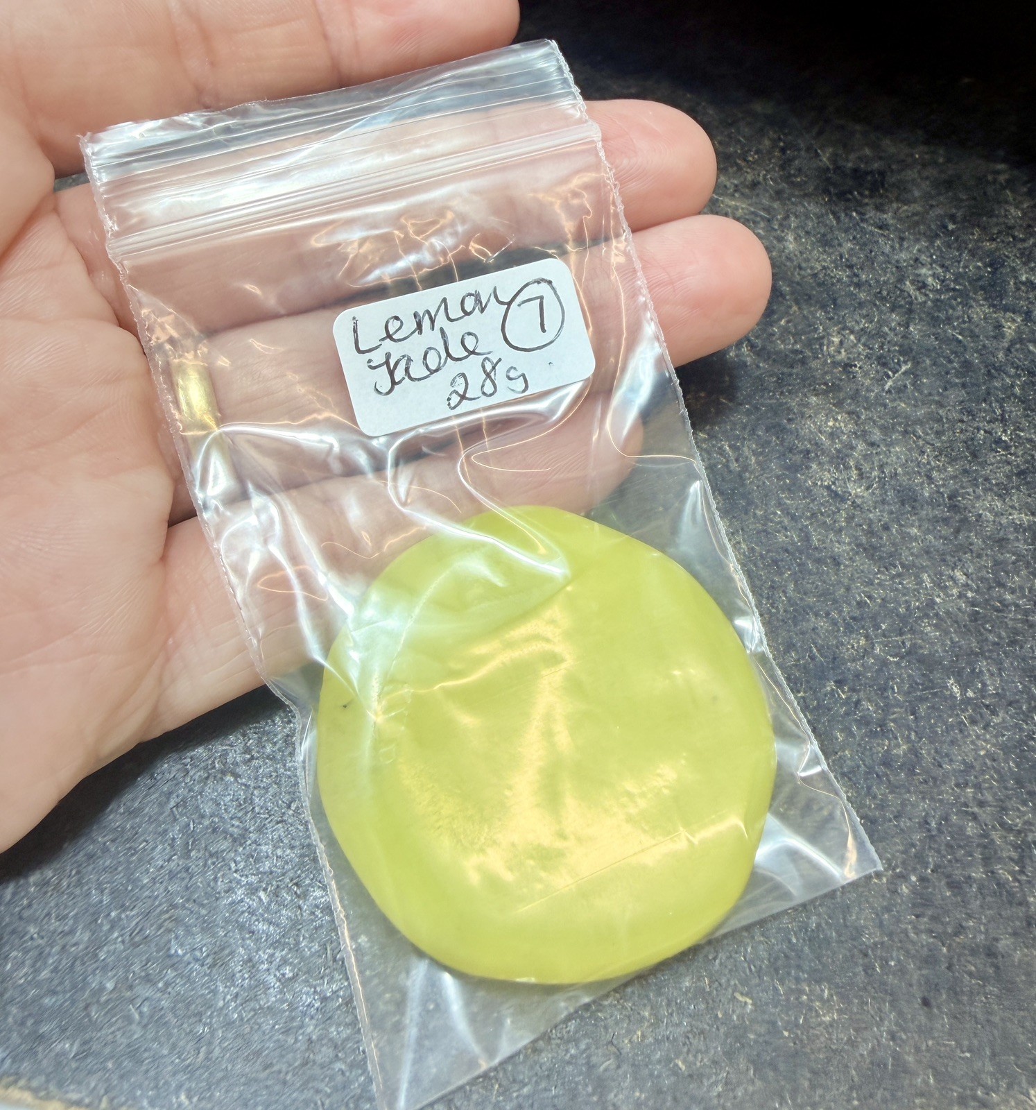 Crystal Lemon Jade Palm Stone Flat Healing Spiritual Collect yellow pocket 28g 7