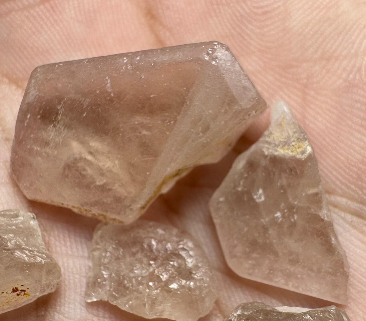 71 carat Fluorescent Apatite Crystals Lot From Skardu Pakistan