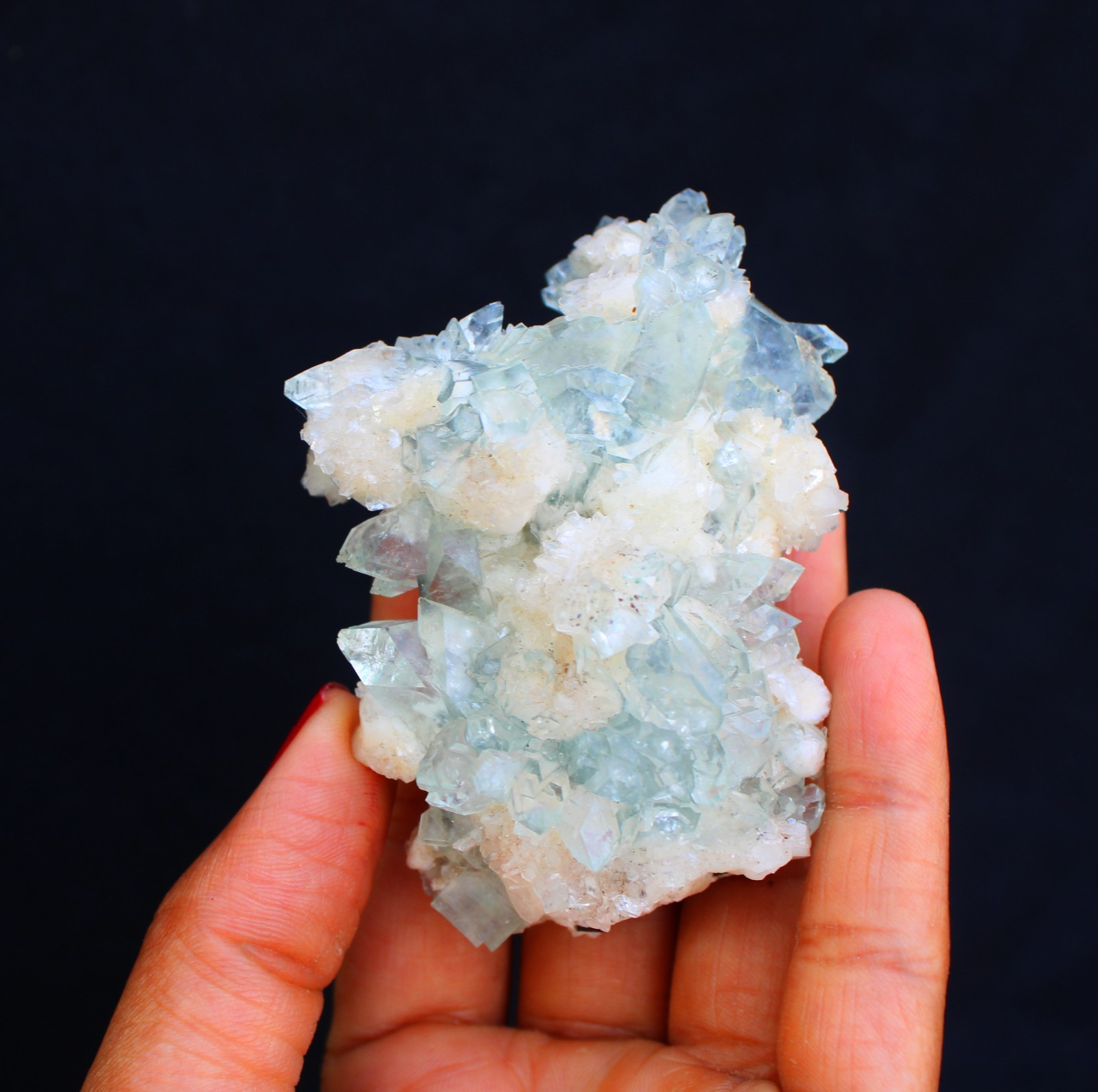 POINTED GREEN APOPHYLLITE CRYSTALS ON STILBITE MINERALS SPECIMEN